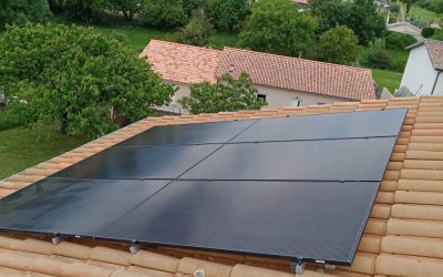 Installation d’un champ photovoltaïque avec batterie de stockage